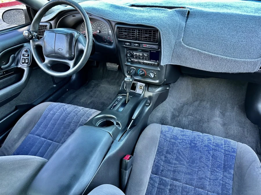 2002 Chevrolet Camaro 4th Gen - Image 13 of 18