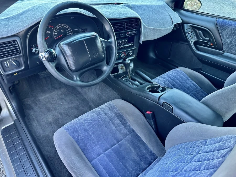 2002 Chevrolet Camaro 4th Gen - Image 15 of 18