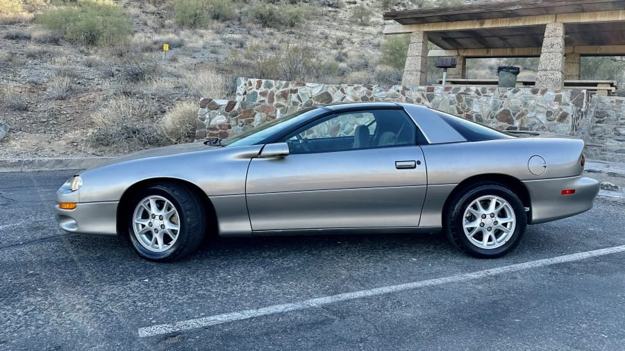 2002 Chevrolet Camaro 4th Gen - Image 9 of 18