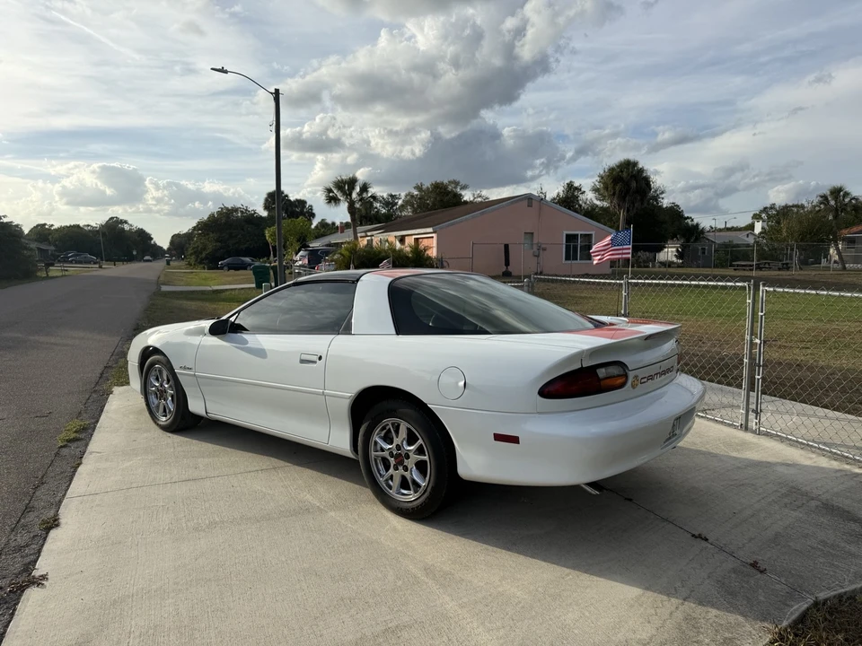 2002 Chevrolet Camaro 4th Gen - Image 6 of 21