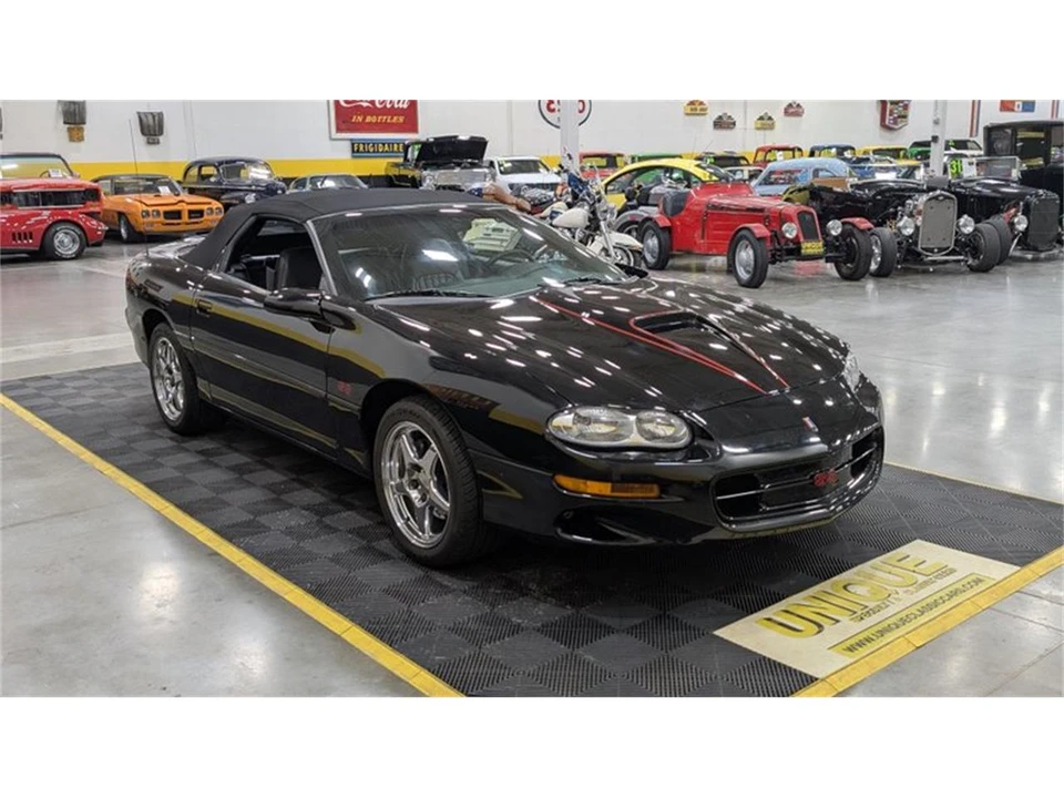 2002 Chevrolet Camaro 4th Gen - Image 6 of 13