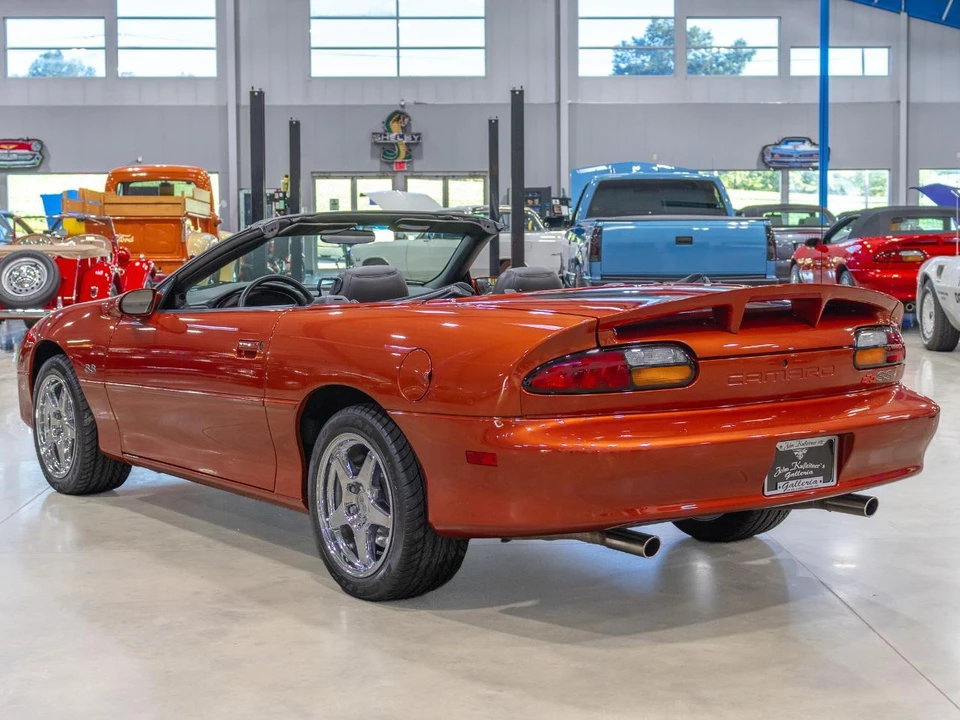 2002 Chevrolet Camaro 4th Gen - Image 26 of 31