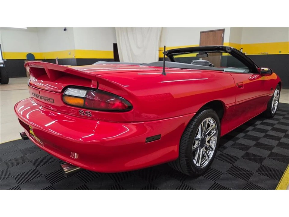 2002 Chevrolet Camaro 4th Gen - Image 4 of 31