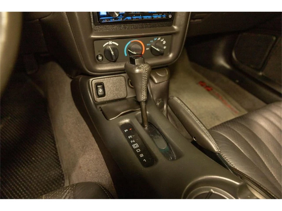 2002 Chevrolet Camaro 4th Gen - Image 14 of 31