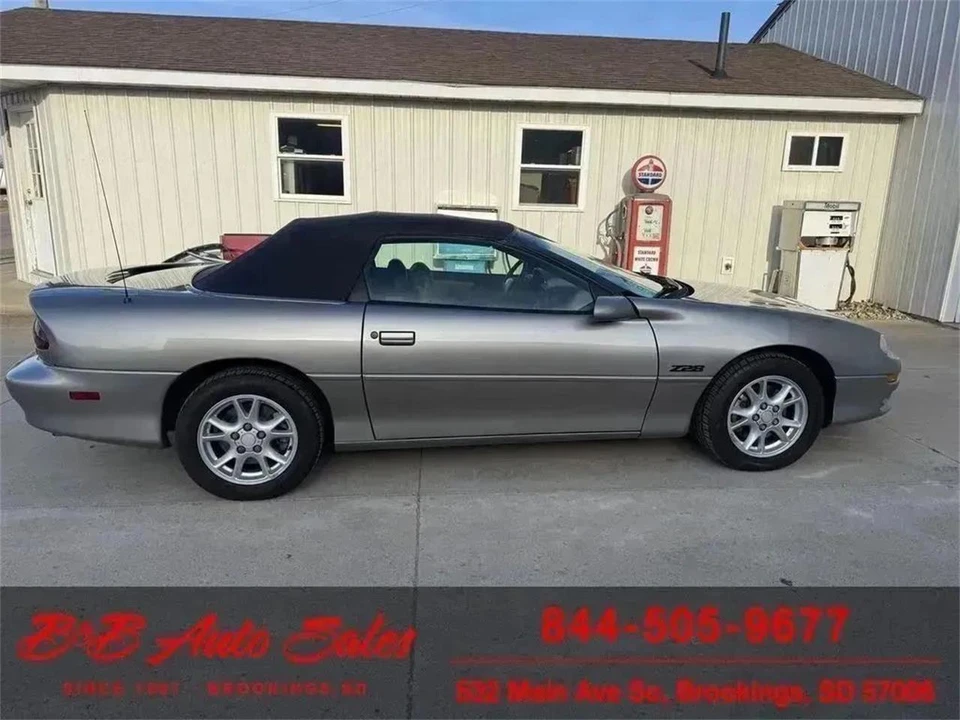 2002 Chevrolet Camaro 4th Gen - Image 8 of 31