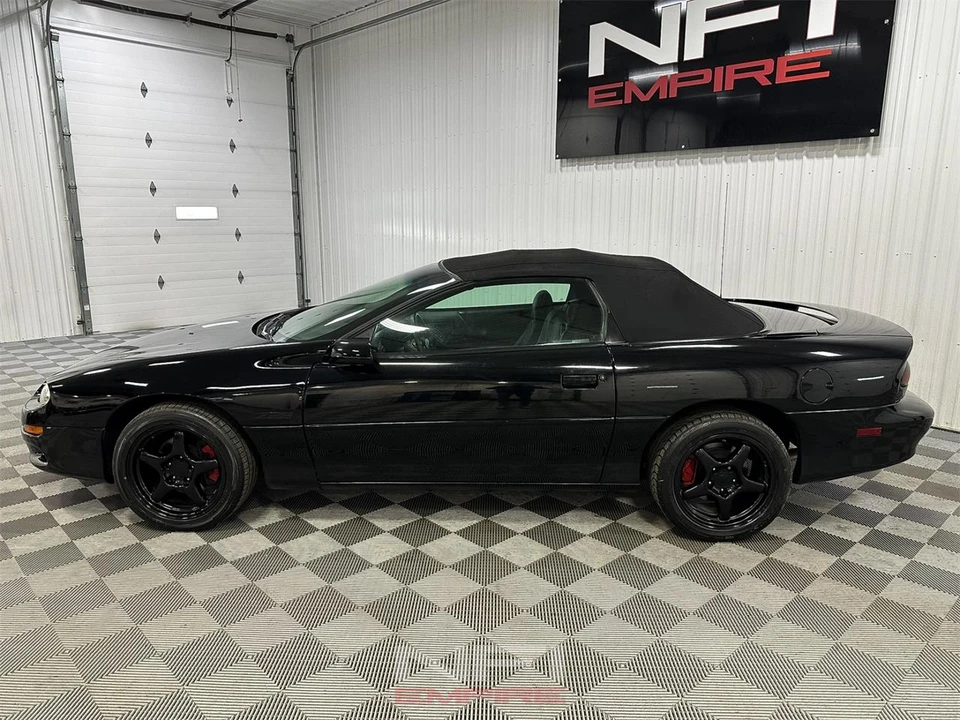 2002 Chevrolet Camaro 4th Gen - Image 4 of 31