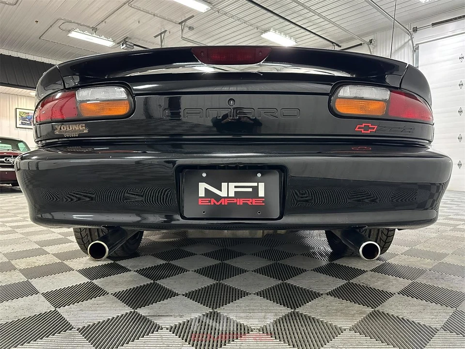 2002 Chevrolet Camaro 4th Gen - Image 28 of 31