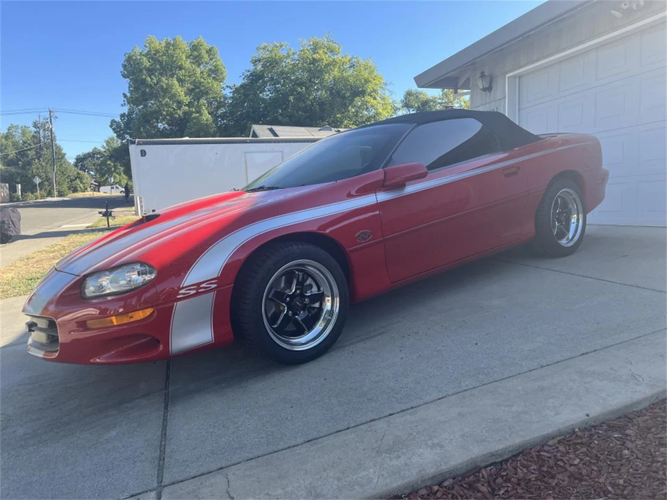 2002 Chevrolet Camaro 4th Gen - Image 2 of 9