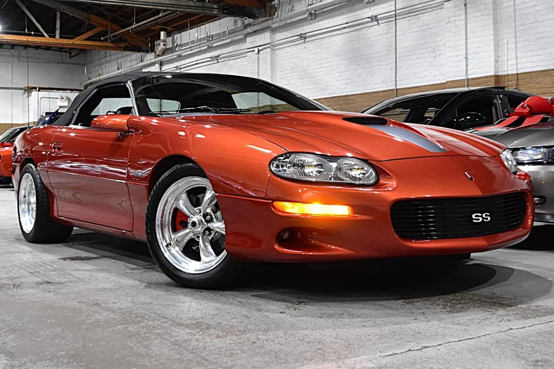 2002 Chevrolet Camaro SS 4th Gen - Image 2 of 31