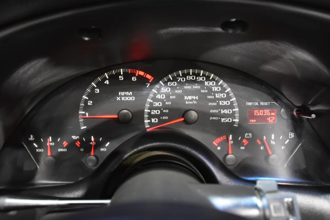 2002 Chevrolet Camaro SS 4th Gen - Image 27 of 31