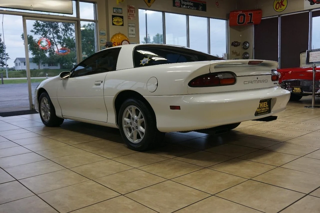 2002 Chevrolet Camaro 4th Gen - Image 9 of 31