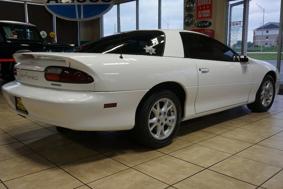 2002 Chevrolet Camaro 4th Gen - Image 12 of 31