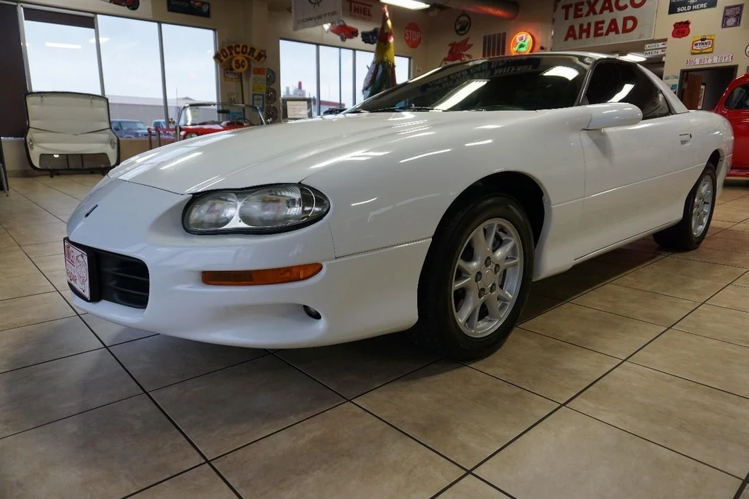 2002 Chevrolet Camaro 4th Gen - Image 3 of 31