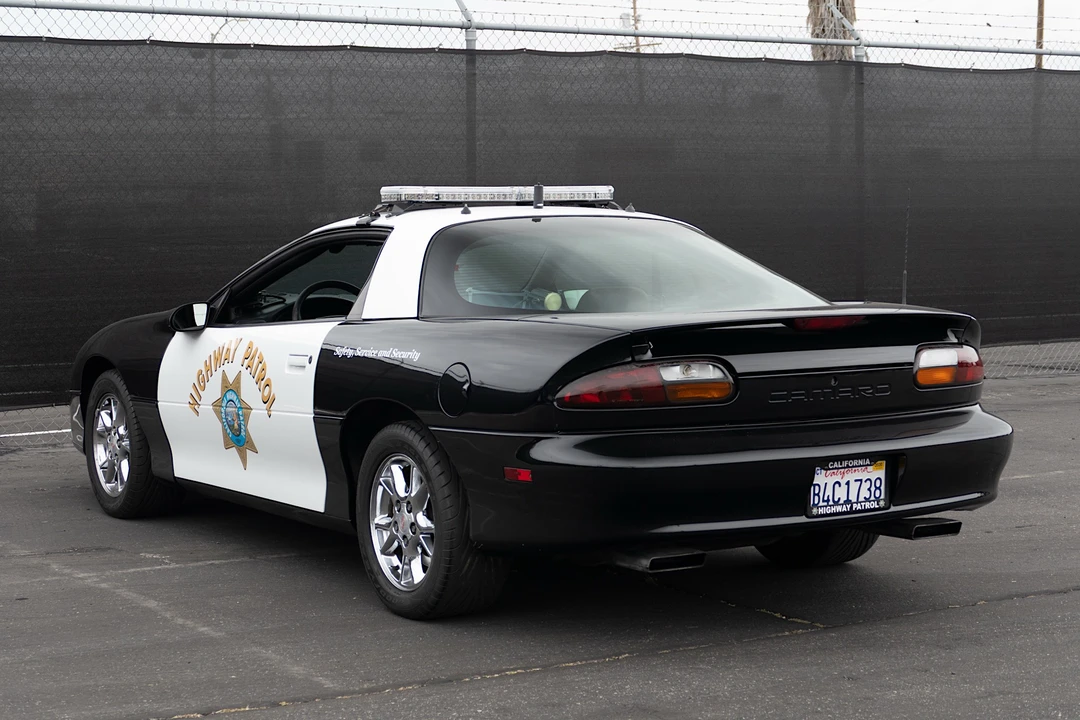 2002 Chevrolet Camaro 4th Gen - Image 9 of 31