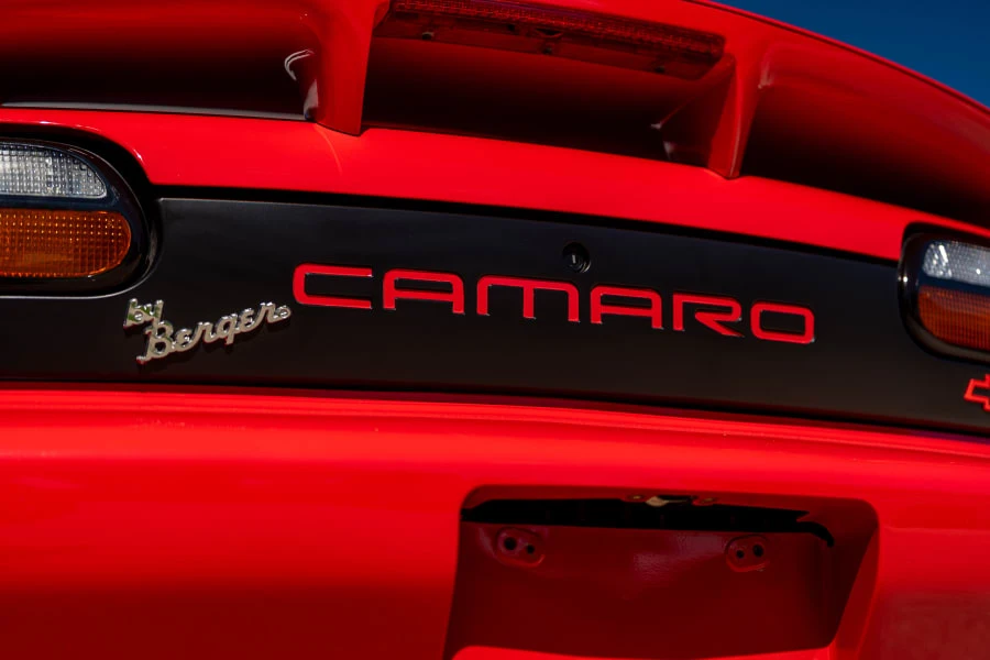 2002 Chevrolet Camaro SS 4th Gen - Image 10 of 30