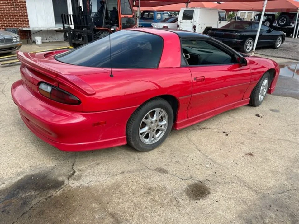 2002 Chevrolet Camaro 4th Gen - Image 5 of 12