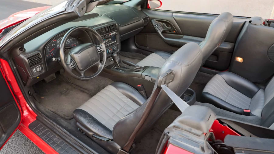 2002 Chevrolet Camaro 4th Gen - Image 4 of 31