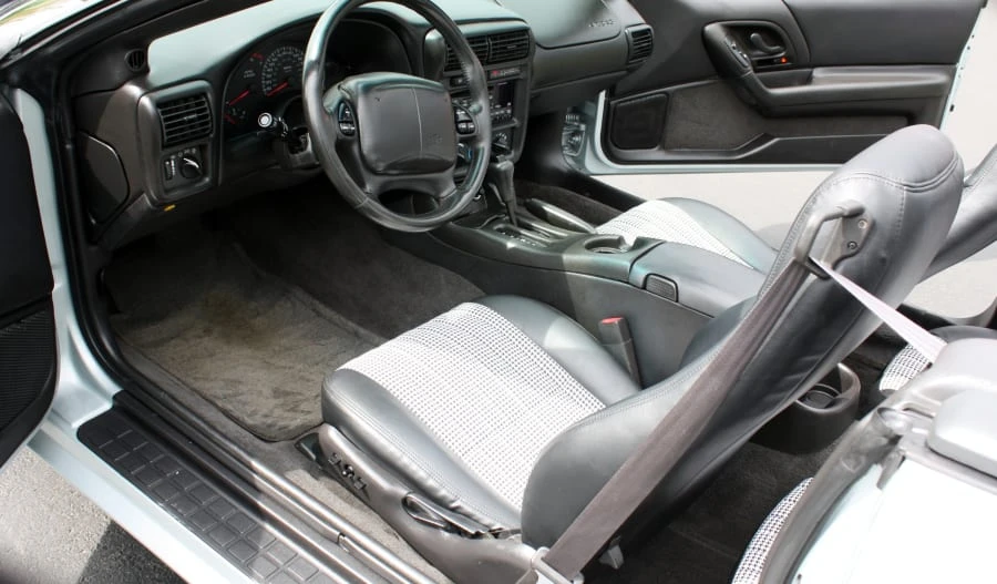 2002 Chevrolet Camaro 4th Gen - Image 4 of 8