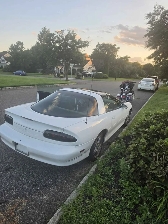 2002 Chevrolet Camaro 4th Gen - Image 5 of 9