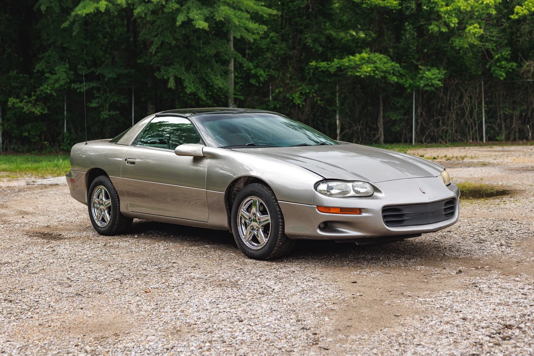 2002 Chevrolet Camaro 4th Gen - Image 5 of 31