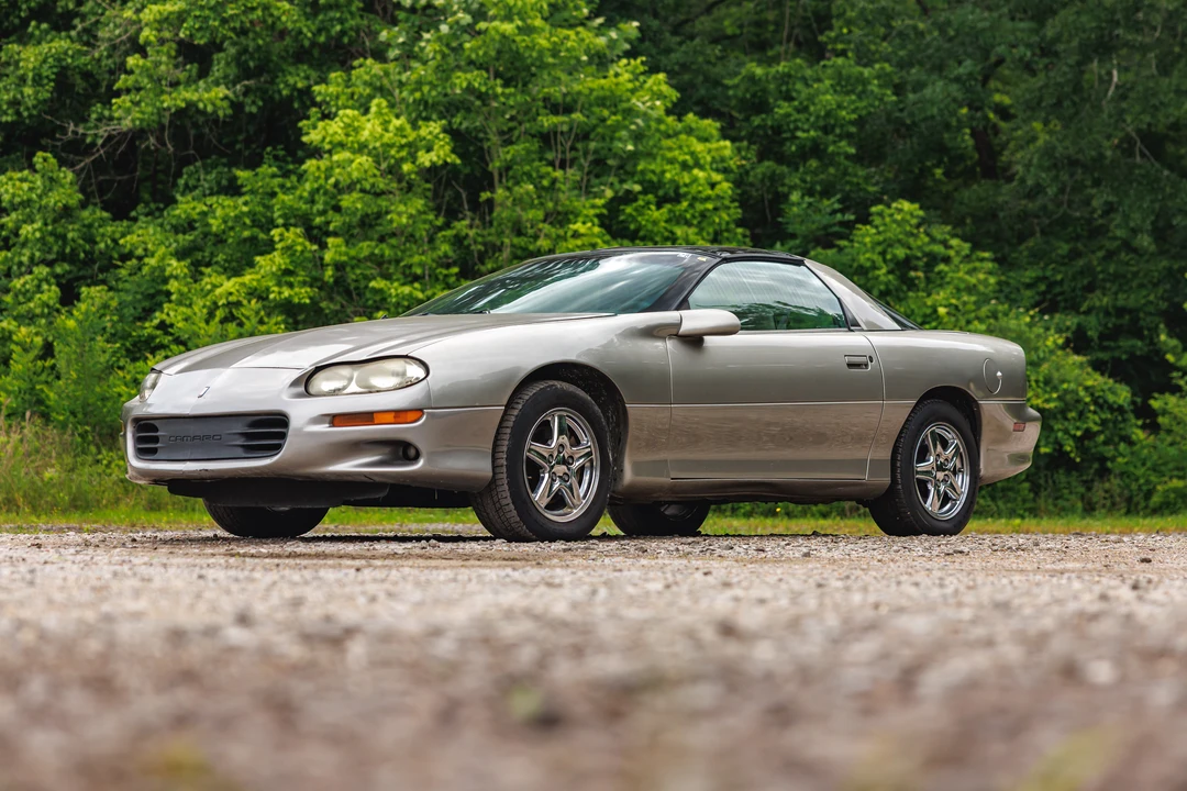 2002 Chevrolet Camaro 4th Gen - Image 2 of 31