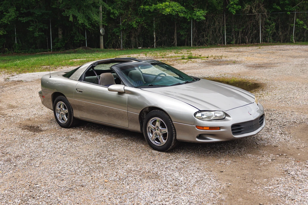 2002 Chevrolet Camaro 4th Gen - Image 7 of 31
