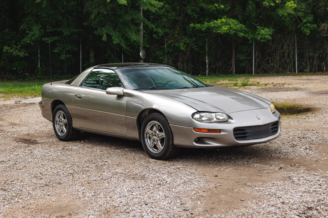 2002 Chevrolet Camaro 4th Gen - Image 6 of 31