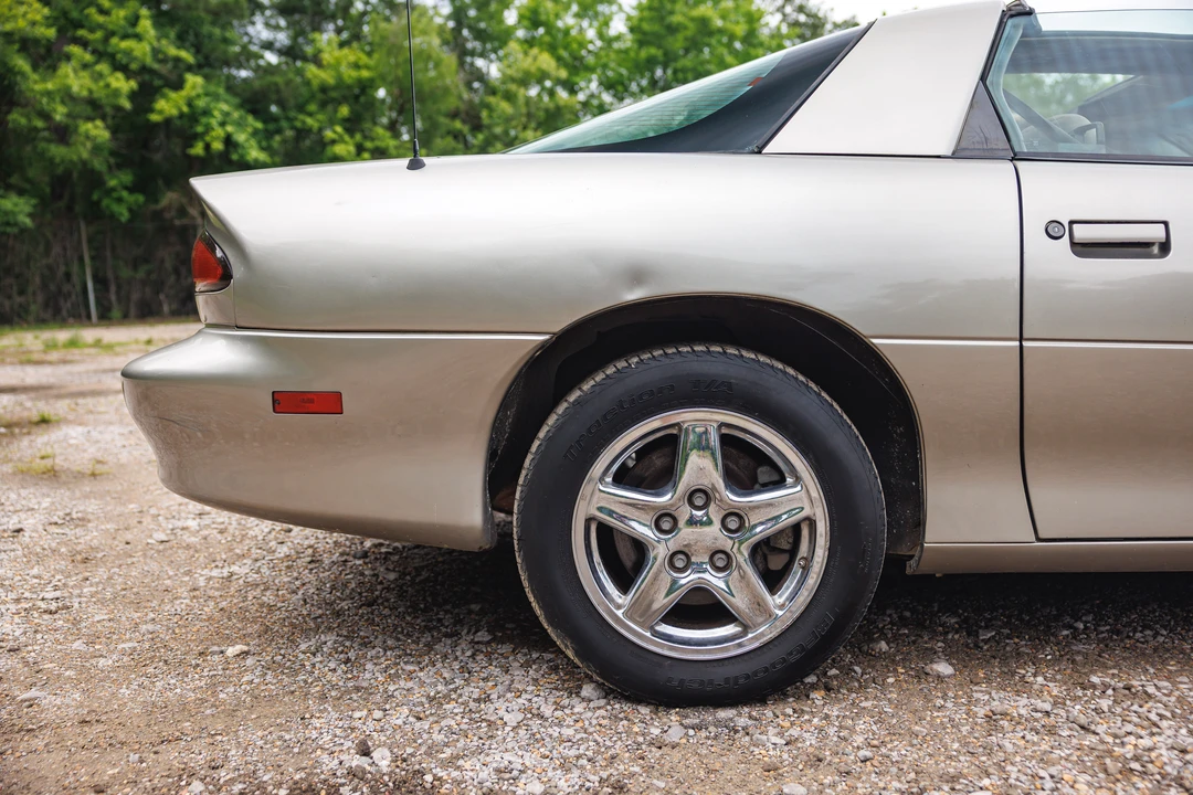 2002 Chevrolet Camaro 4th Gen - Image 21 of 31