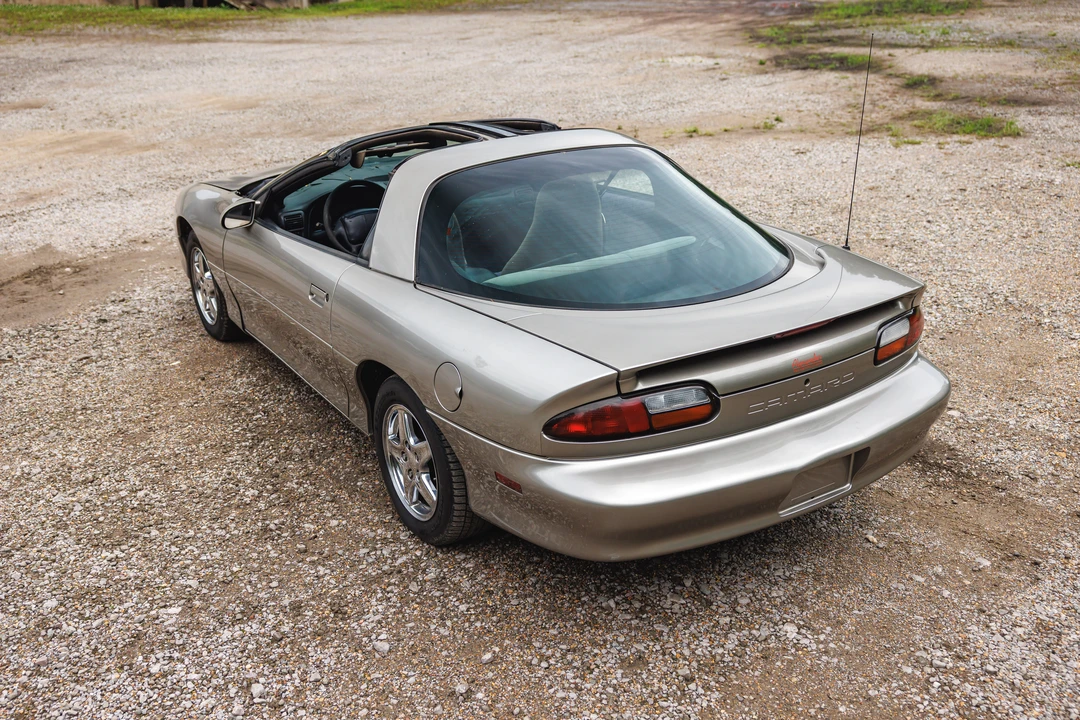 2002 Chevrolet Camaro 4th Gen - Image 15 of 31