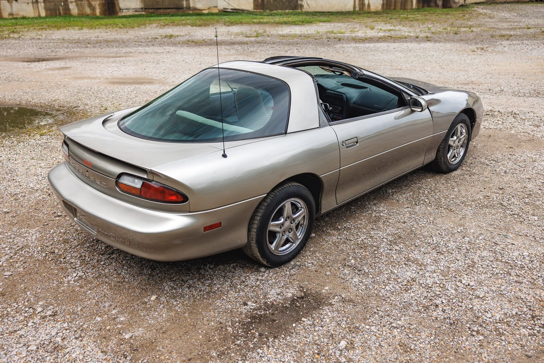 2002 Chevrolet Camaro 4th Gen - Image 12 of 31