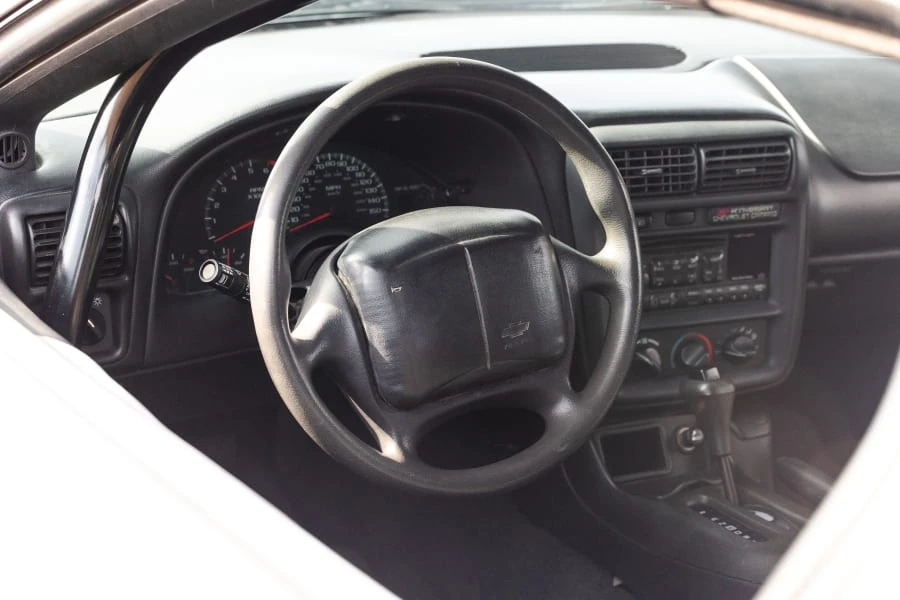 2002 Chevrolet Camaro 4th Gen - Image 13 of 24
