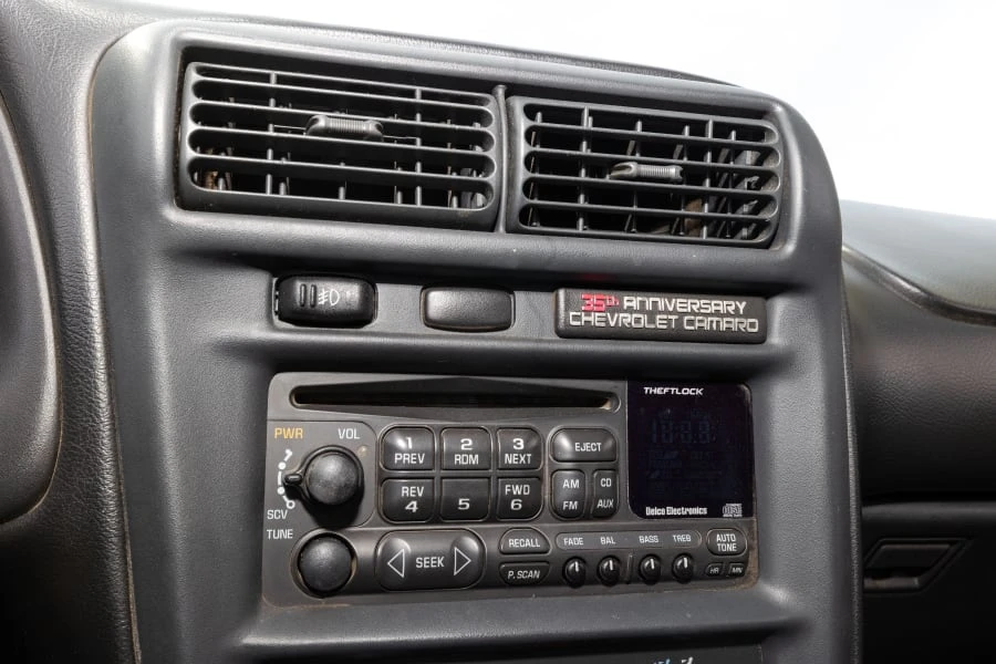 2002 Chevrolet Camaro 4th Gen - Image 19 of 24