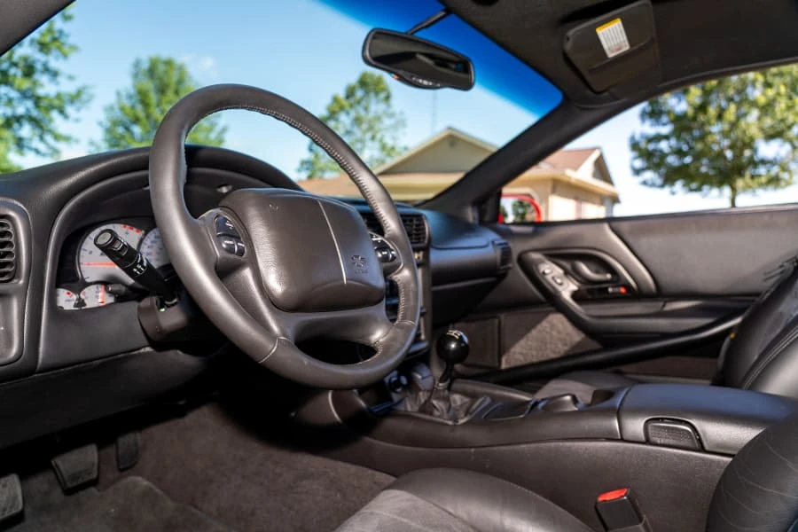 2002 Chevrolet Camaro - Image 23 of 31