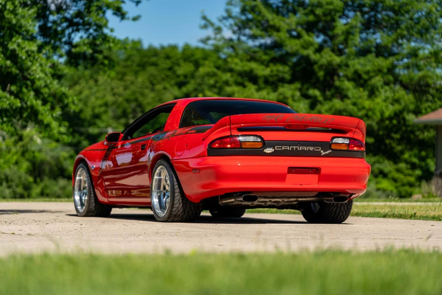 2002 Chevrolet Camaro - Image 10 of 31