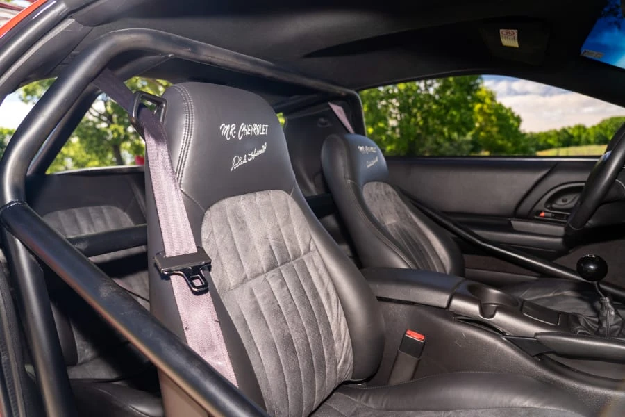 2002 Chevrolet Camaro - Image 24 of 31