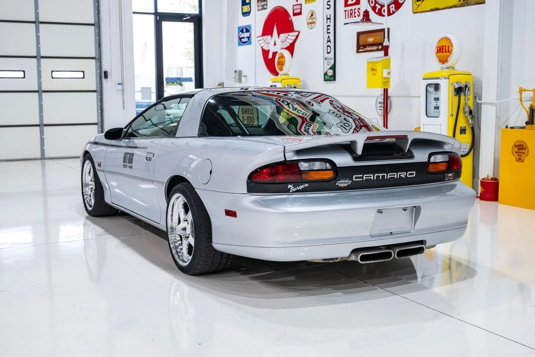 2002 Chevrolet Camaro 4th Gen - Image 7 of 31