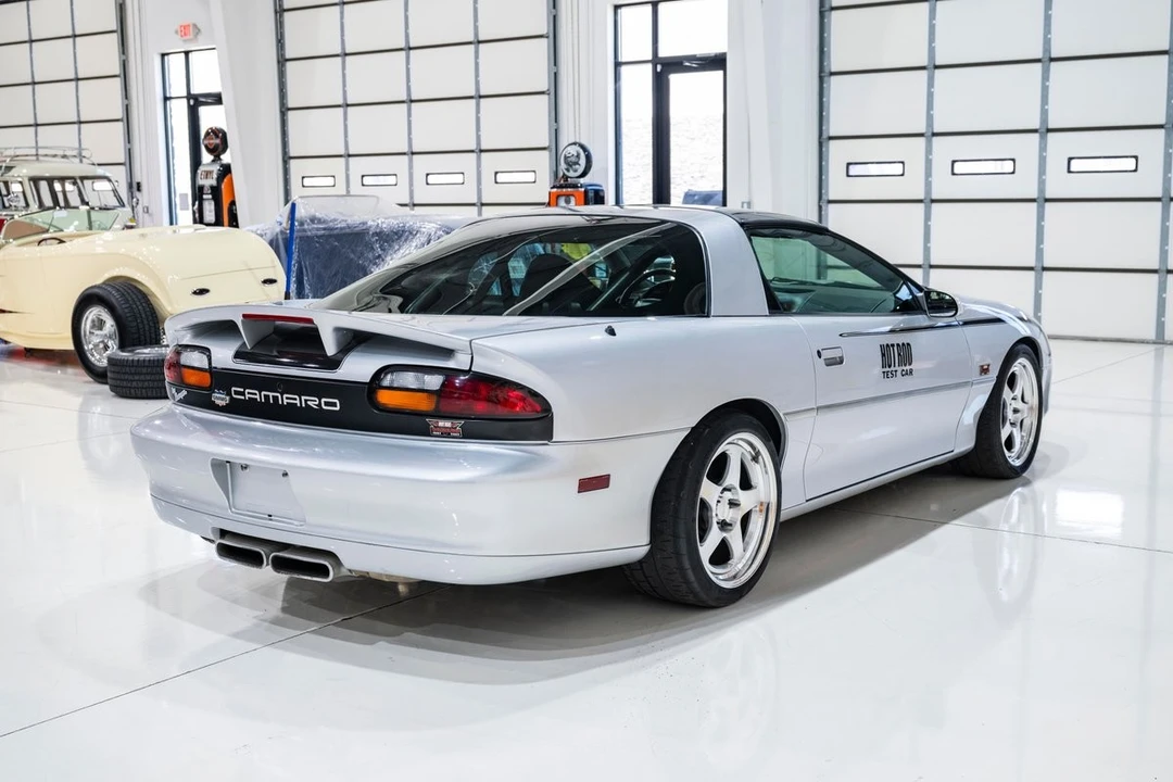 2002 Chevrolet Camaro 4th Gen - Image 8 of 31