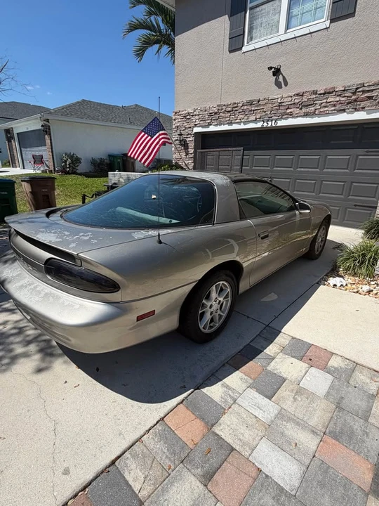 2002 Chevrolet - Image 3 of 6