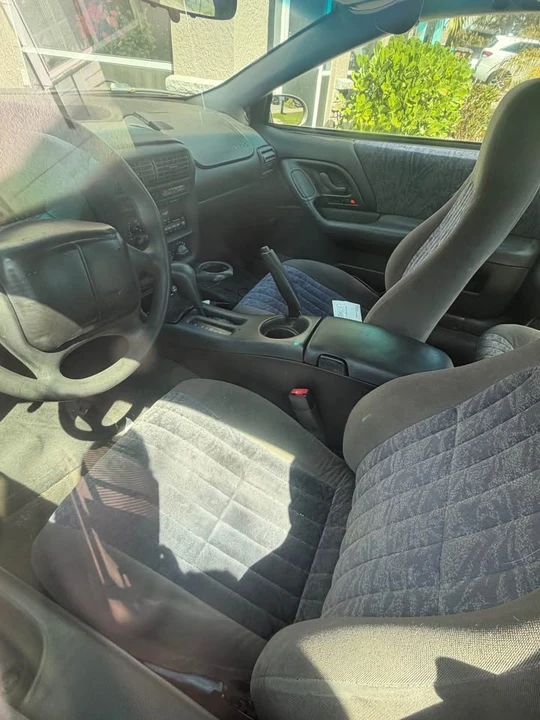 2002 Chevrolet - Image 6 of 6