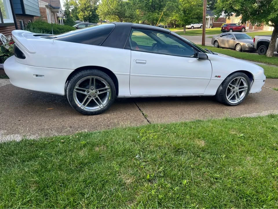2002 Chevrolet Camaro 4th Gen - Image 2 of 10