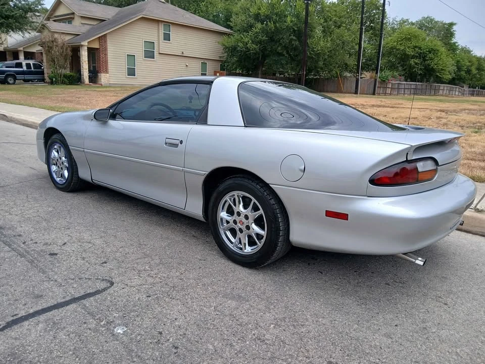 2002 Chevrolet Camaro 4th Gen - Image 4 of 13
