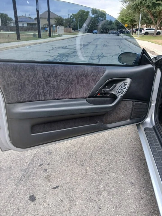 2002 Chevrolet Camaro 4th Gen - Image 12 of 13