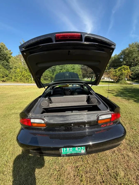 2002 Chevrolet Camaro 4th Gen - Image 11 of 19