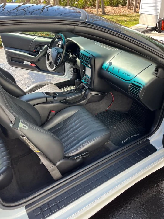 2002 Chevrolet Camaro 4th Gen - Image 5 of 11