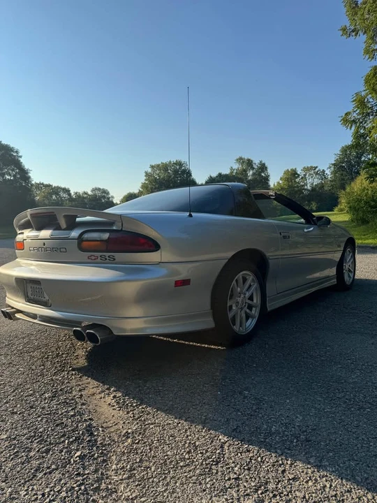 2002 Chevrolet Camaro 4th Gen - Image 4 of 11