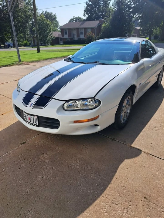 2002 Chevrolet Camaro 4th Gen - Image 2 of 20