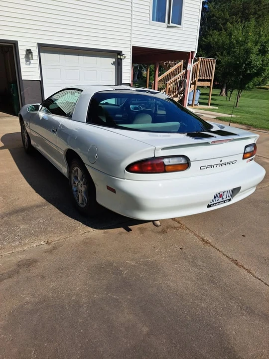 2002 Chevrolet Camaro 4th Gen - Image 13 of 20