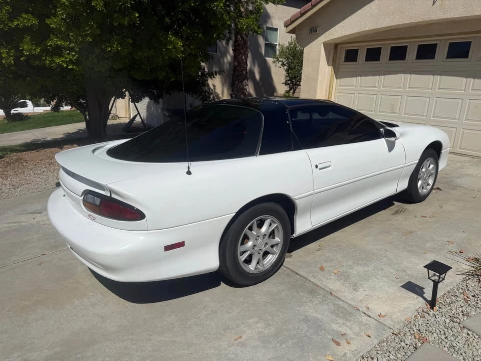 2002 Chevrolet Camaro 4th Gen - Image 3 of 8