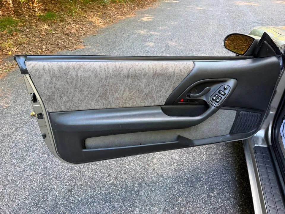 2002 Chevrolet Camaro 4th Gen - Image 18 of 20