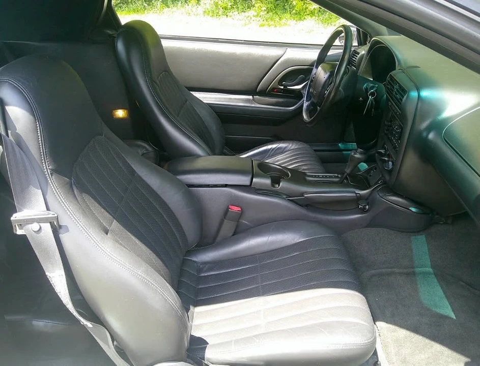 2002 Chevrolet Camaro 4th Gen - Image 19 of 20